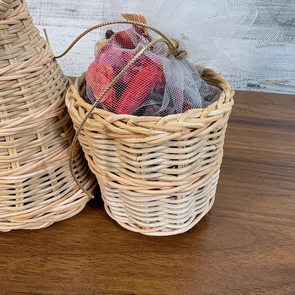 Woven Heart this vintage